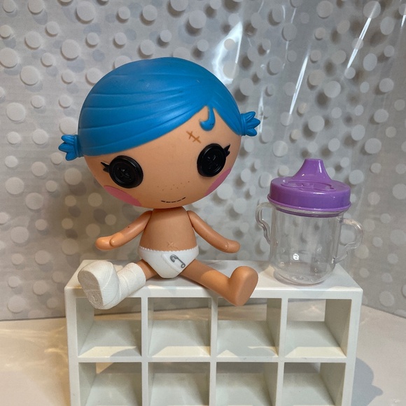 LaLaLoopsy ❤️🩹Little Sister Stumbles 🩹Bumps 'N' Bruises - Picture 5 of 16